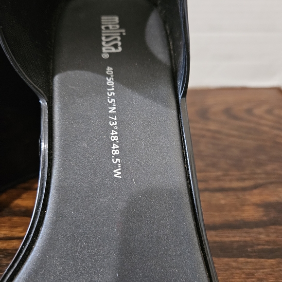 Melissa 100% Recycled PVC Shoes. Size 6. Nearly New Bin11 - Picture 6 of 10